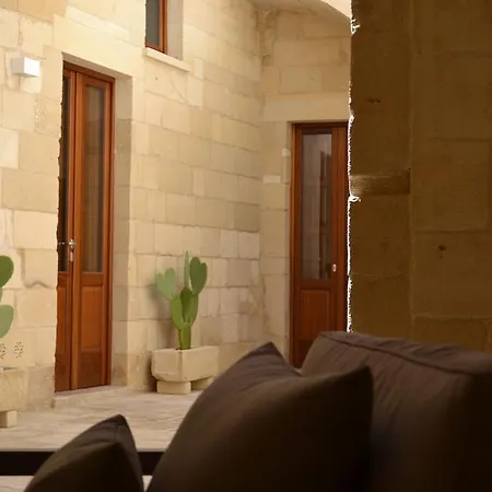 Corte Kalinora Konukevi 4*